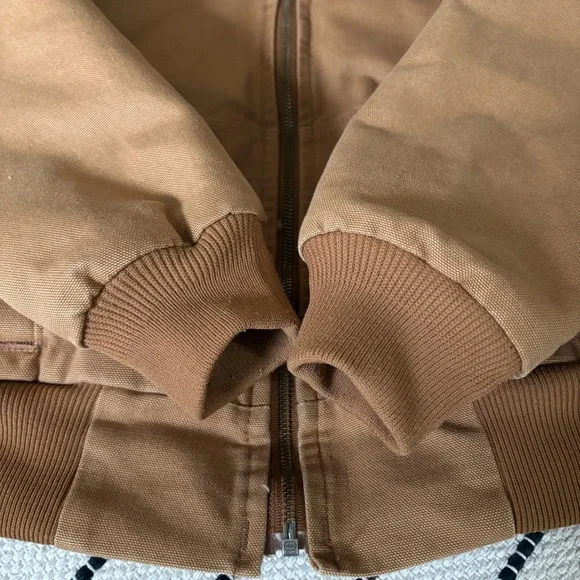 Carhartt Wildwood Sherpa Lined Jacket with Hood - Picture 10 of 13